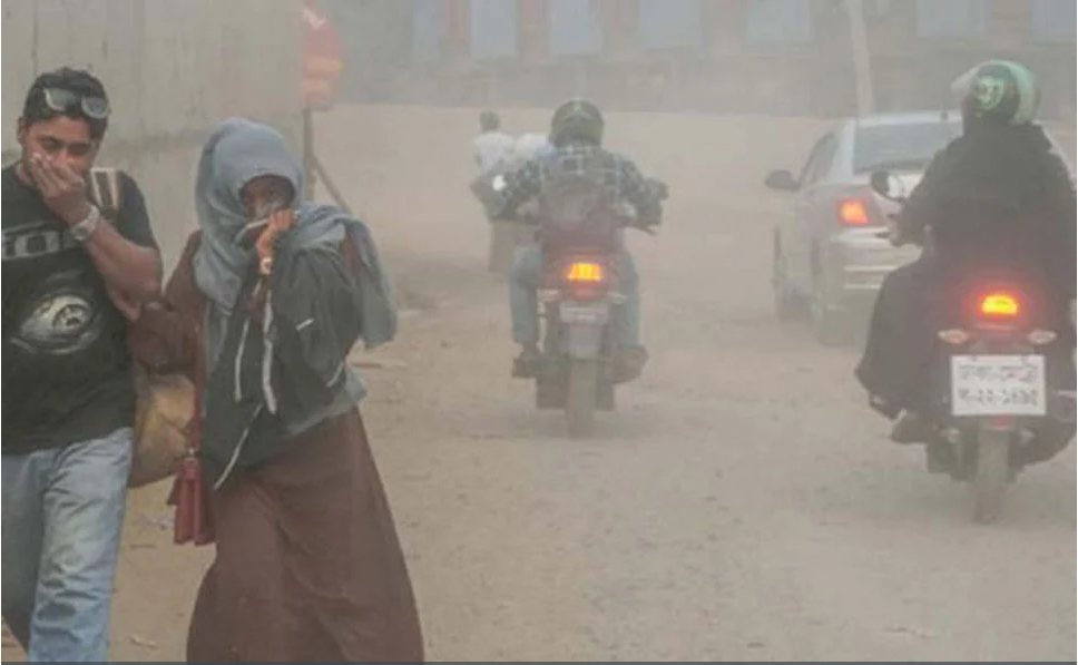 বায়ুদূষণে আজ তৃতীয় ঢ...