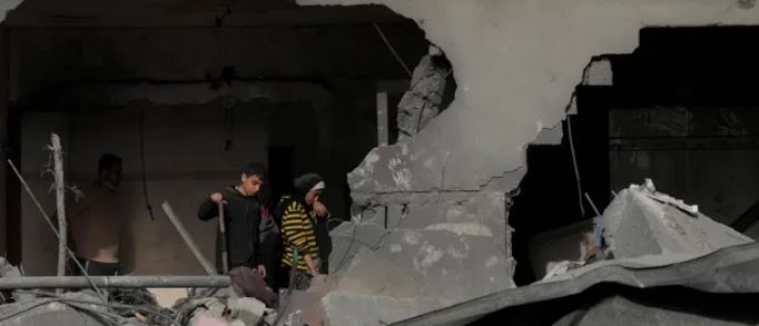 নেতানিয়াহুকে পাল্টা হুমকি দিলো হামাস, গাজায় নিহত বেড়ে ১৮ হাজার