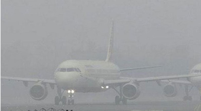 কুয়াশার কারণে শাহজাল...