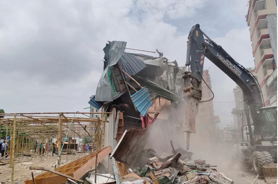 সাদিক অ্যাগ্রোতে অভি...