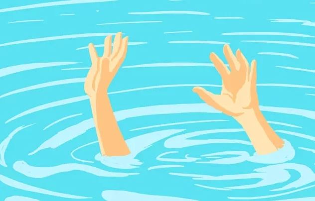 জয়পুরহাটে পুকুরে ডুব...