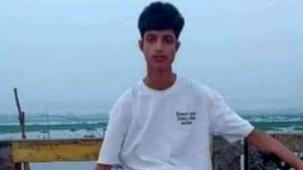 টাঙ্গাইলে মোটরসাইকেল...